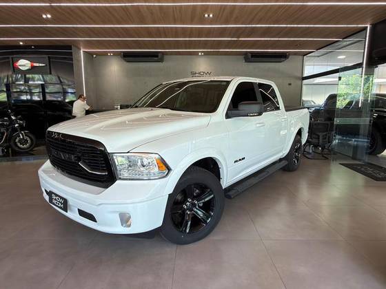 RAM CLASSIC 5.7 V8 GASOLINA LARAMIE NIGHT EDITION CD 4X4 AUTOMÁTICO RAM CLASSIC 5.7 V8 GASOLINA LARAMIE NIGHT EDITION CD 4X4 AUTOMÁTICO